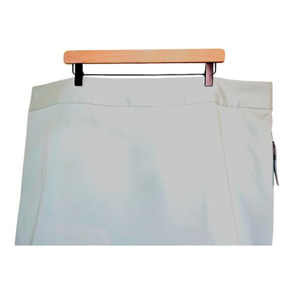 NEW Liz Claiborne Women's Plus Pencil Knee-Length Skirt in Mint Green(Size: 22W) - Picture 2 of 6